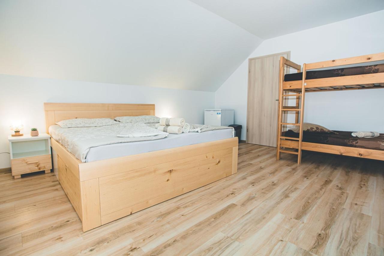 Ferienwohnung Apartma Pri Bostjanu Škofja Loka Exterior foto