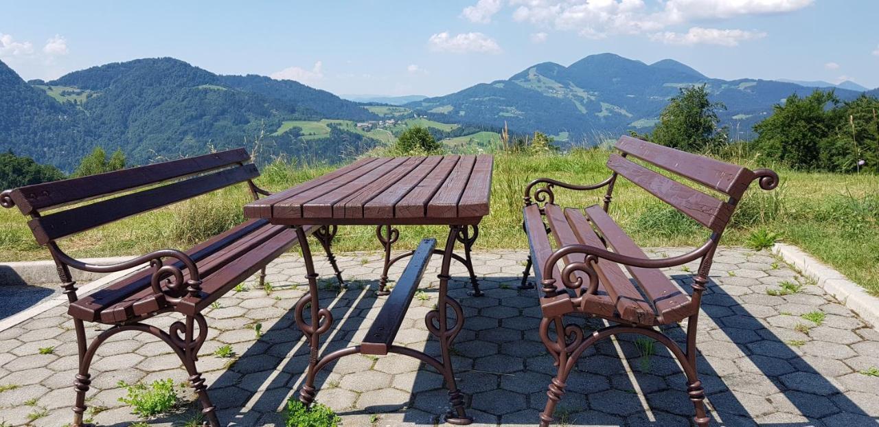 Ferienwohnung Apartma Pri Bostjanu Škofja Loka Exterior foto